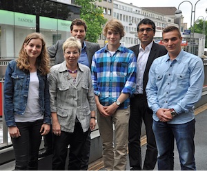 Isabel Felder, Jonas Neumann und Erman Seydioglu sowie Carina Gödecke, Thomas Eiskirch und Serdar Yüksel Isabel Felder, Jonas Neumann und Erman Seydioglu sowie Carina Gödecke, Thomas Eiskirch und Serdar Yüksel