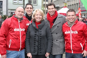 Hannelore Kraft und ein Teil des Teams von Thomas Eiskirch (Foto: Andreas Molatta) Hannelore Kraft und ein Teil des Teams von Thomas Eiskirch (Foto: Andreas Molatta)